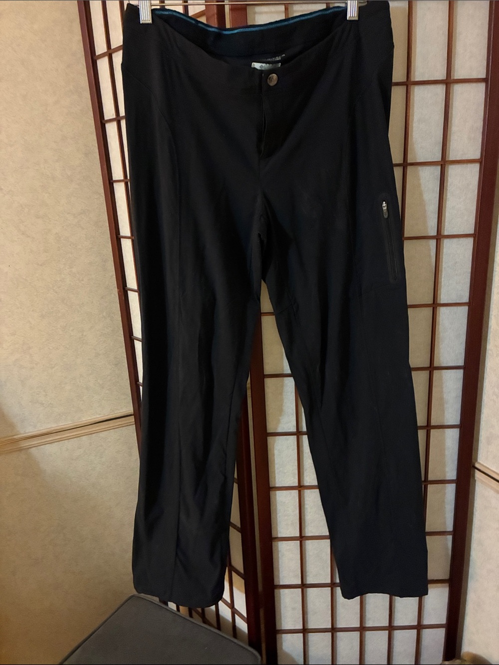 Columbia Women’s Outdoor Performance Pants -10/42
